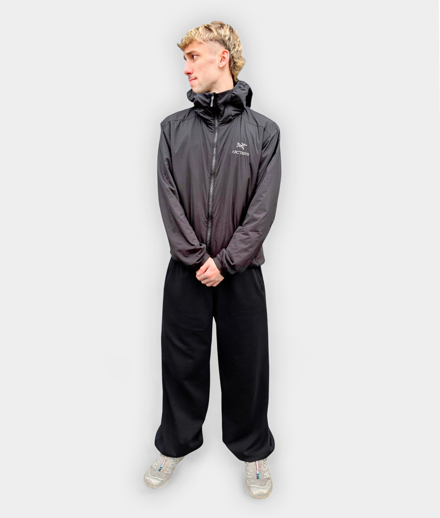 SIGNATURE JOGGERS - BLACK